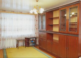 Продажа 2-ком. квартиры, 48 м2, Верхний Уфалей, улица Карла Маркса, 137