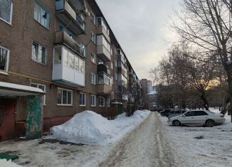 Сдаю двухкомнатную квартиру, 44 м2, Барнаул, улица Антона Петрова, 206