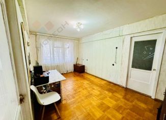 Продам 4-ком. квартиру, 87 м2, Краснодар, улица Атарбекова, 28