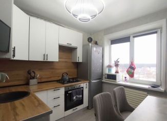 Продаю 2-ком. квартиру, 53 м2, Ярославль, Яковлевская улица, 8