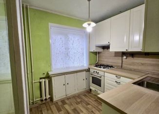 Сдаю 1-комнатную квартиру, 38 м2, Москва, Сафоновская улица, 17, ЗАО