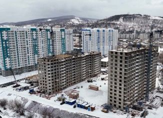 Продам 4-ком. квартиру, 90.6 м2, Кунгур, улица Лесников, 2