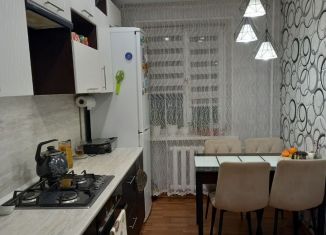 Продам 3-ком. квартиру, 69 м2, Чистополь, улица Циолковского, 1