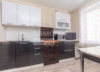 Продам 3-ком. квартиру, 66 м2, Уфа, улица Степана Кувыкина, 13А