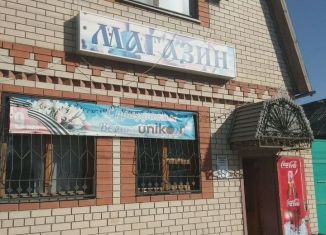 Продается торговая площадь, 54.4 м2, Энгельс, Советская улица, 79