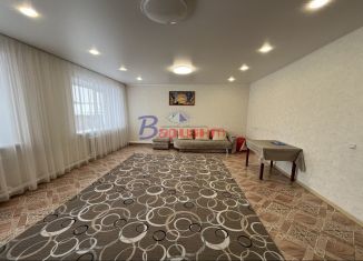 Продам коттедж, 266 м2, Чебаркуль, улица Маяковского, 1