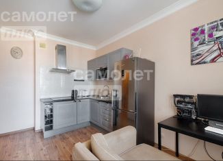 Продажа 1-ком. квартиры, 46 м2, Химки, проспект Мельникова, 3