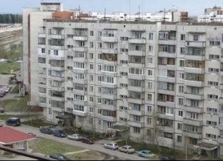 Продам 4-комнатную квартиру, 78.3 м2, Ленинградская область, Молодёжная улица, 48