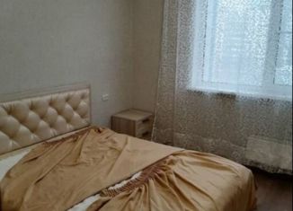 Сдам 3-комнатную квартиру, 74 м2, Москва, улица Раменки, 6к2, метро Раменки