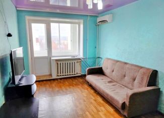 Продам 1-комнатную квартиру, 32 м2, Каменск-Шахтинский, улица Ворошилова, 139А