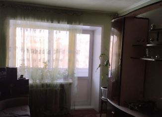 Продаю трехкомнатную квартиру, 55 м2, Серов, улица Олега Кошевого, 10