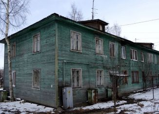 Продаю 2-комнатную квартиру, 71 м2, рабочий поселок Мамакан, Комсомольская улица, 2А