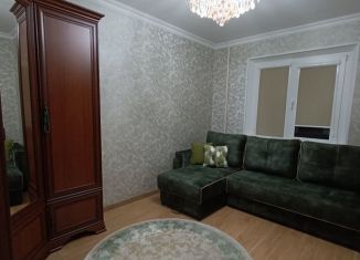 Продается четырехкомнатная квартира, 100 м2, Нальчик, улица Тарчокова, 58