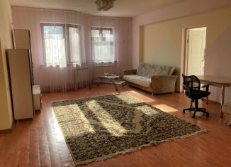 Сдаю 3-ком. квартиру, 120 м2, Краснодарский край, Калужская улица