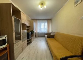 Сдается двухкомнатная квартира, 40 м2, Калининград, улица Горького, 107