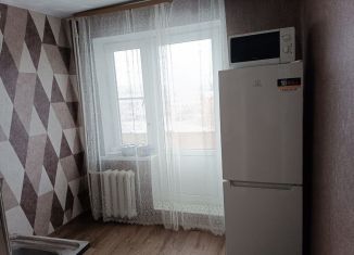 Сдам 1-комнатную квартиру, 31 м2, Новочеркасск, улица Авиаторов, 12