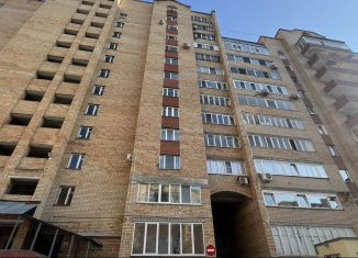 Сдам в аренду 2-ком. квартиру, 60 м2, Пермь, Екатерининская улица, 24