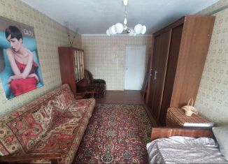 Сдам в аренду 2-ком. квартиру, 47 м2, Балаково, улица Факел Социализма, 7А