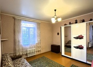 Продам 3-комнатную квартиру, 50 м2, Ростов-на-Дону, Ленинский район, улица Шаумяна, 88