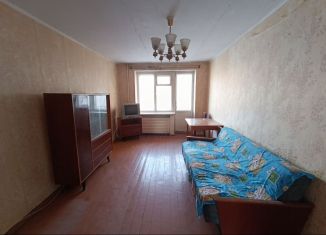 Трехкомнатная квартира на продажу, 57 м2, Ишимбай, улица Гагарина, 16