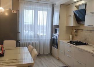 Продажа трехкомнатной квартиры, 72 м2, рабочий посёлок Некрасовский, улица Маяковского, 3