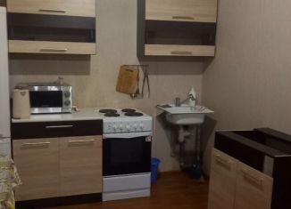 Сдается в аренду 1-ком. квартира, 42 м2, Курск, проспект Анатолия Дериглазова, 121, Центральный округ