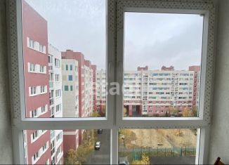 Сдается в аренду 2-комнатная квартира, 58.2 м2, Калининград, Краснопрудная улица, 67