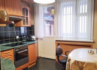 Аренда 2-комнатной квартиры, 60 м2, Москва, Мичуринский проспект, 21к1, метро Ломоносовский проспект