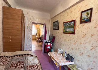 Продам 2-ком. квартиру, 37 м2, Таганрог, улица Жуковского, 8