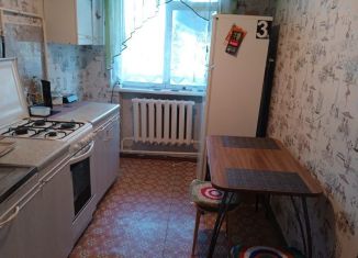 Сдаю двухкомнатную квартиру, 50 м2, Крымск, улица Рядновой, 6