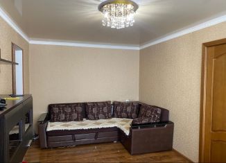 Продается 2-ком. квартира, 41 м2, Черкесск, Ставропольская улица, 20