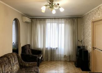 Продажа 2-ком. квартиры, 44 м2, Москва, улица Рогова, 19, метро Октябрьское поле