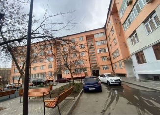 Продается 2-ком. квартира, 70 м2, Дербент, улица Х. Тагиева, 33