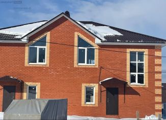 Продаю таунхаус, 128 м2, деревня Зинино, улица Роз