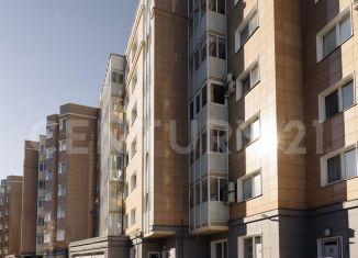 Продам 3-комнатную квартиру, 127.4 м2, Санкт-Петербург, Суздальское шоссе, 12, метро Парнас