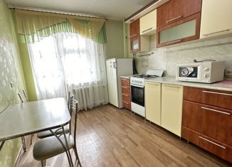 Сдается 2-комнатная квартира, 62 м2, Туймазы, улица Гагарина, 29