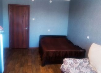 Сдается в аренду однокомнатная квартира, 43 м2, Брянская область, улица Плеханова, 62