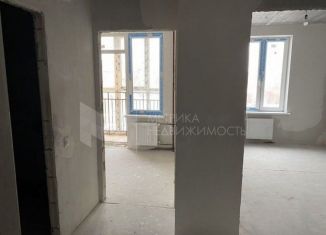 Продается 1-комнатная квартира, 29.7 м2, Тюменская область, улица Тимофея Чаркова, 69к2