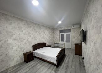 Аренда 1-комнатной квартиры, 50 м2, Кабардино-Балкариия, улица Толстого, 180Б