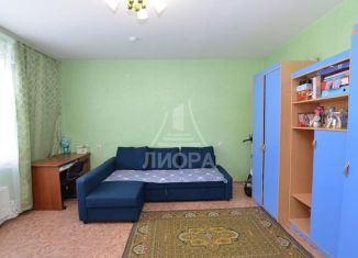 Двухкомнатная квартира на продажу, 62 м2, Омская область, улица Бисяриной, 3