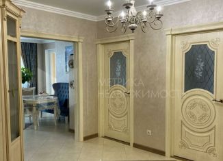 Двухкомнатная квартира на продажу, 72.5 м2, Тюменская область, улица Федюнинского, 64