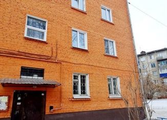 Продаю однокомнатную квартиру, 30.7 м2, Усолье-Сибирское, проезд Серёгина, 45