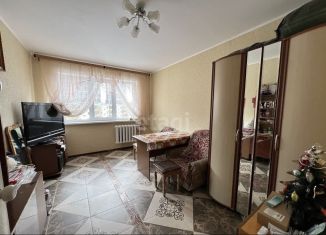 Продается 3-комнатная квартира, 69 м2, Екатеринбург, Онежская улица, 9, Онежская улица