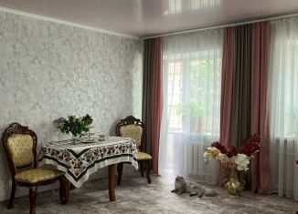 Продам 3-комнатную квартиру, 62.2 м2, Ставропольский край, проспект 40 лет Октября, 85