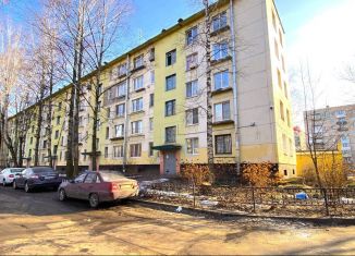 Продажа 4-комнатной квартиры, 60 м2, Колпино, Пролетарская улица