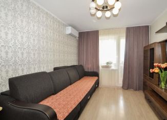 Продается 2-комнатная квартира, 43 м2, Новосибирск, улица Петухова, 122/1, метро Площадь Маркса