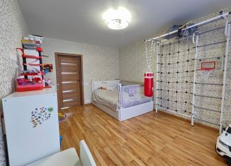 Продается трехкомнатная квартира, 79.3 м2, Санкт-Петербург, Гаккелевская улица