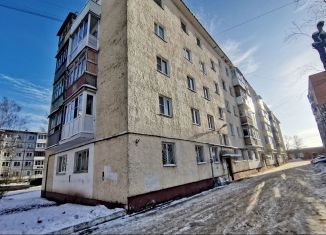 Продается 3-комнатная квартира, 57.2 м2, Новгородская область, улица Павла Левитта, 5