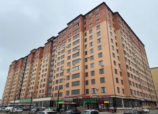 2-ком. квартира на продажу, 81 м2, Каспийск, Молодёжная улица, 1