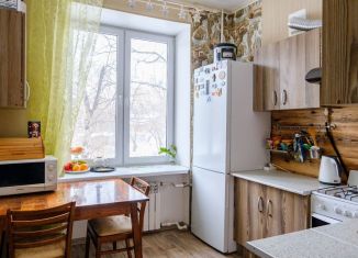 Продажа 2-комнатной квартиры, 58.2 м2, Республика Башкортостан, улица Карла Маркса, 71